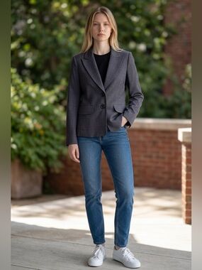 Kasper Tailored Blazer – Size 4 – Classic Career Staple